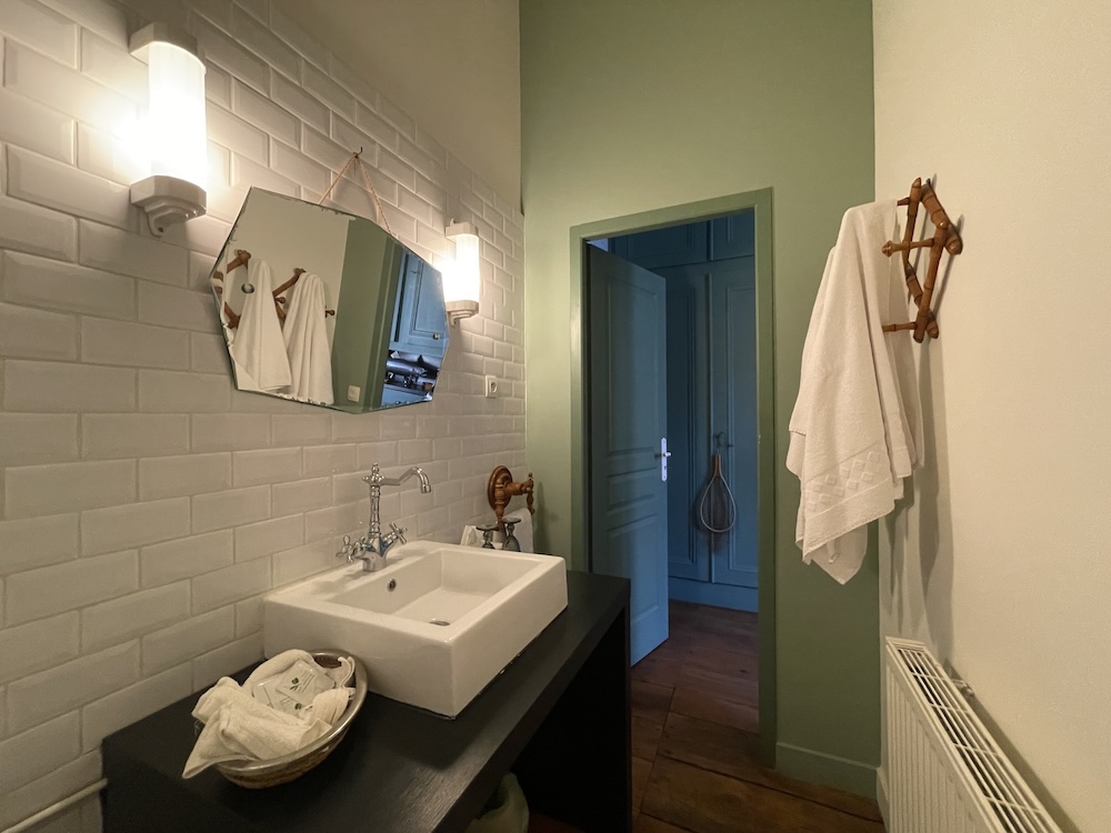 Chambre la Pêcheur salle de bain plan secondaire